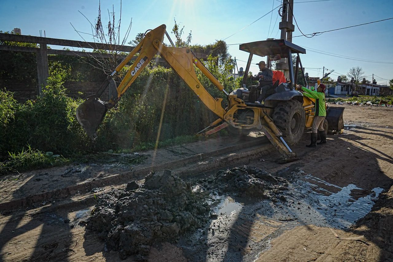 Avanza la obra de entubado pluvial en barrio La Olla