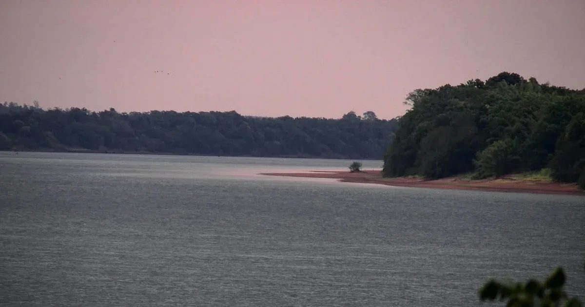 El río Uruguay crece en Corrientes y podría llegar a la alerta el domingo