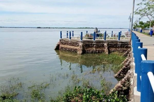 El Paraná podría llegar a alerta en Corrientes a mediados de octubre