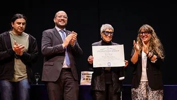 Teresa Parodi recibió el Honoris Causa en San Luis