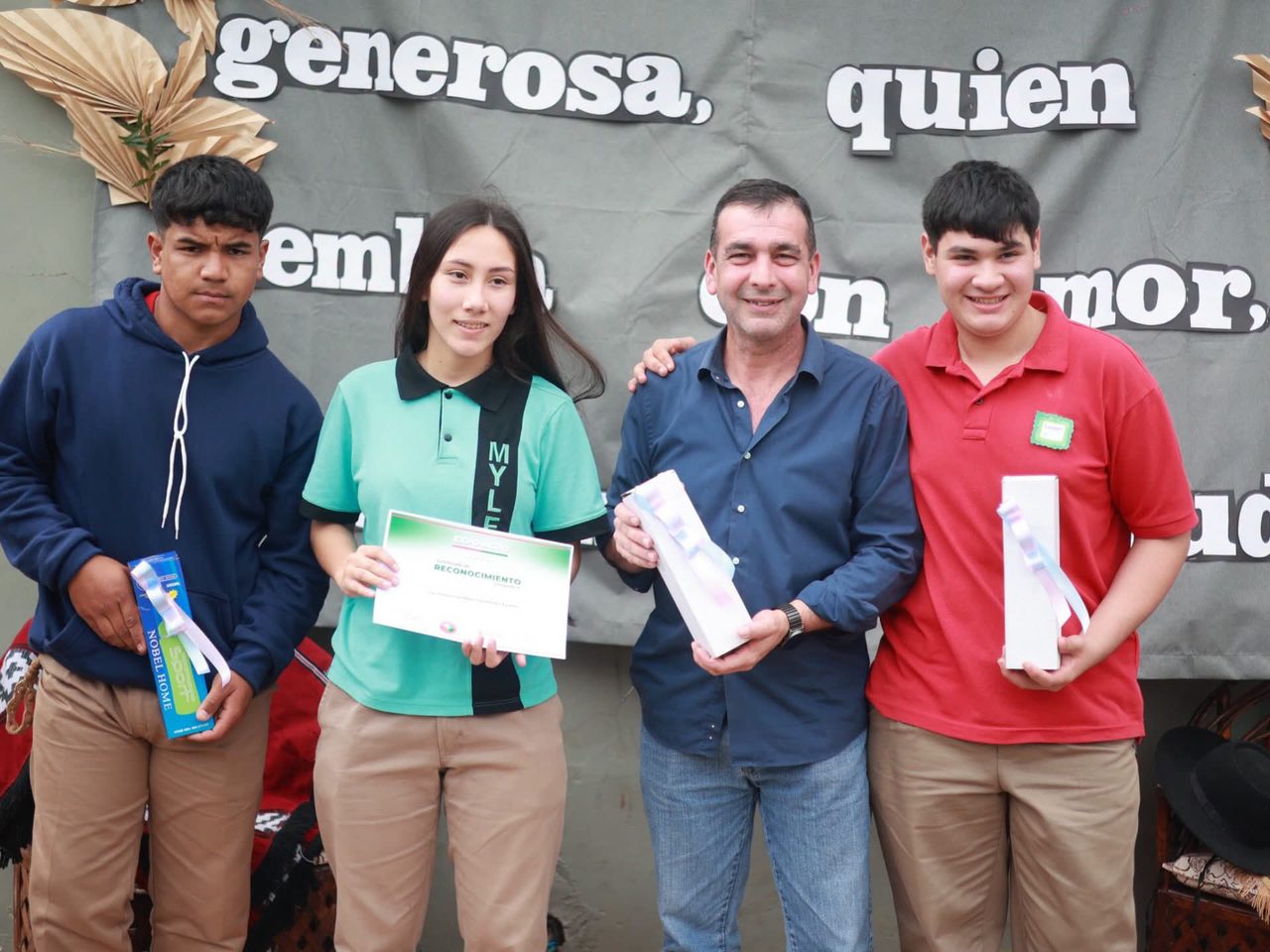 Estudiantes mostraron sus proyectos agropecuarios anuales