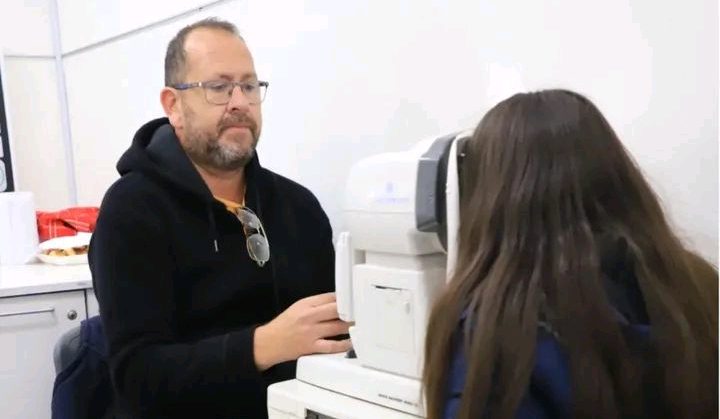 Operativo gratuito de control de la vista para chicos y adolescentes