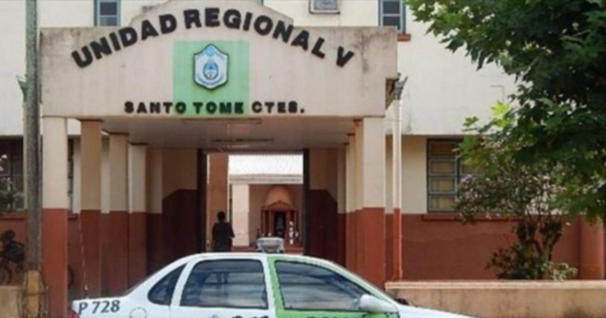 Investigan a policías de Santo Tomé por liberar detenidos para robar
