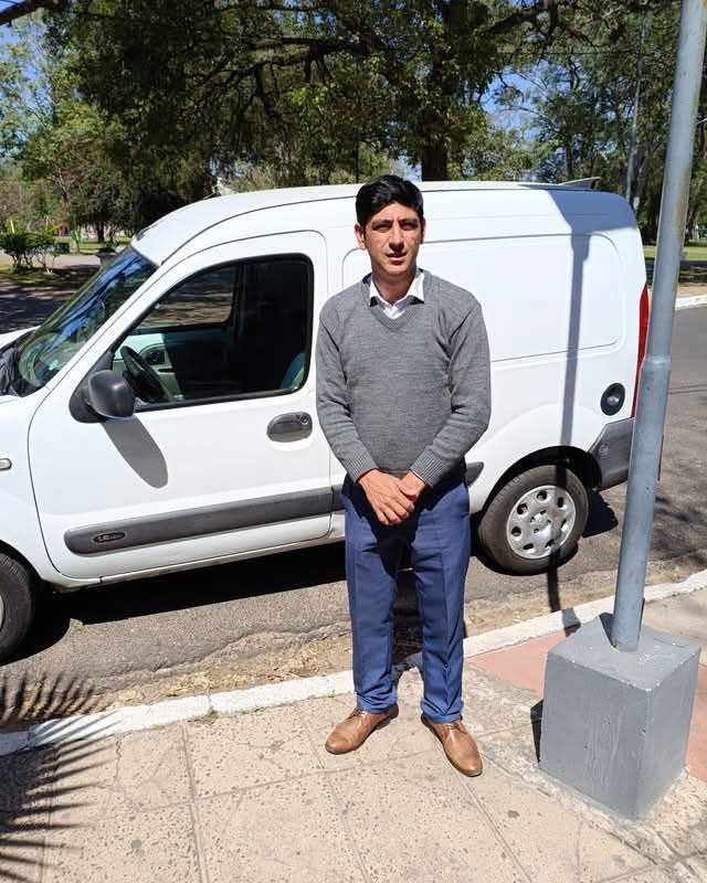 La Provincia entregó una camioneta a Garaví