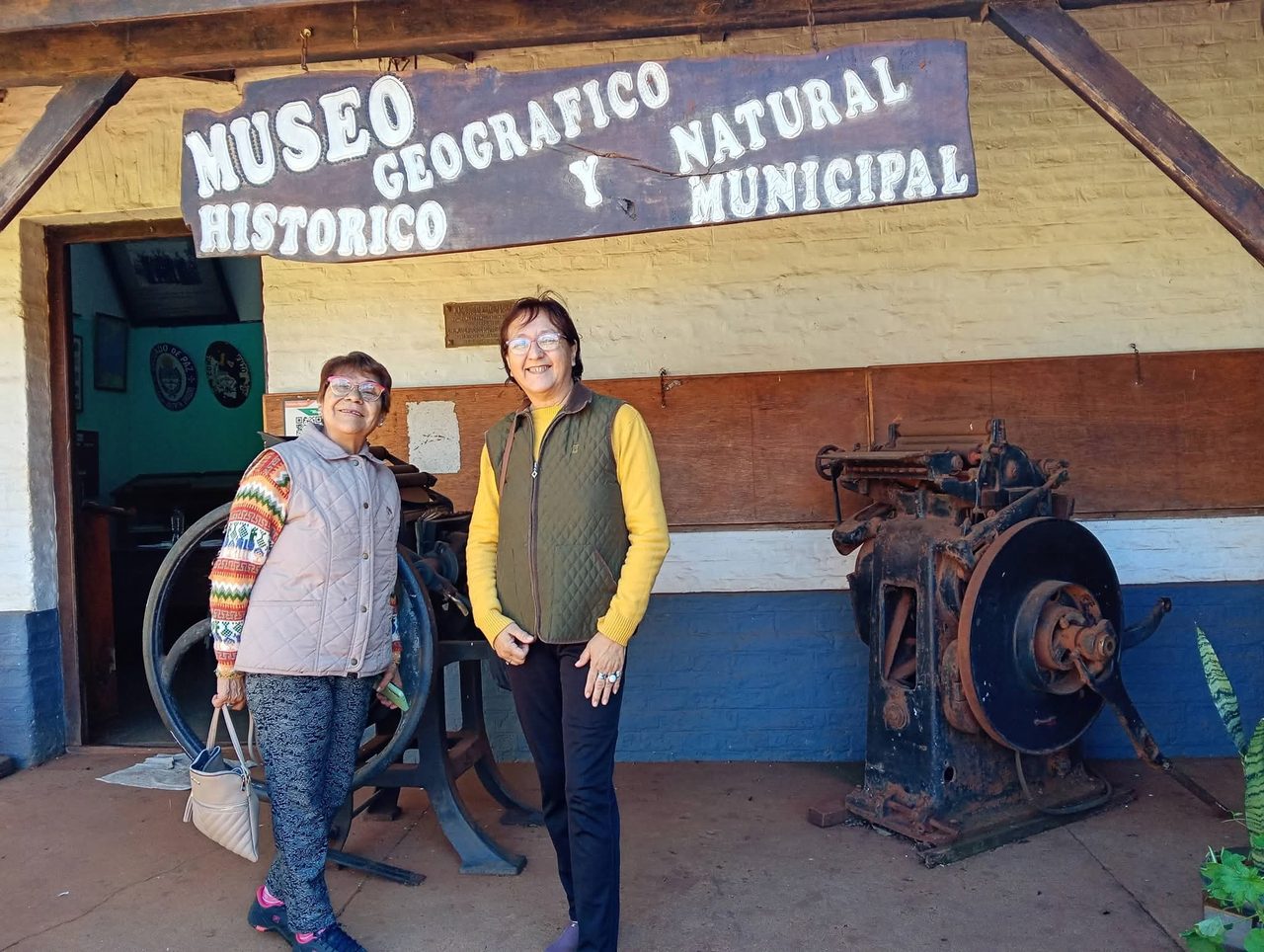 Marta y Estela visitaron el Museo Virasoro