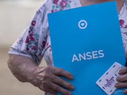 Bono de $70.000 para jubilados: sigue congelado hace 29 meses