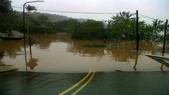 El Paraná baja en el norte y el pico presiona en el centro y el sur
