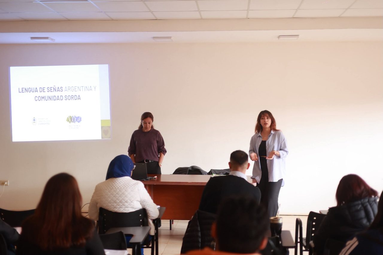 Santo Tomé capacita en Lengua de Señas para mejorar la inclusión