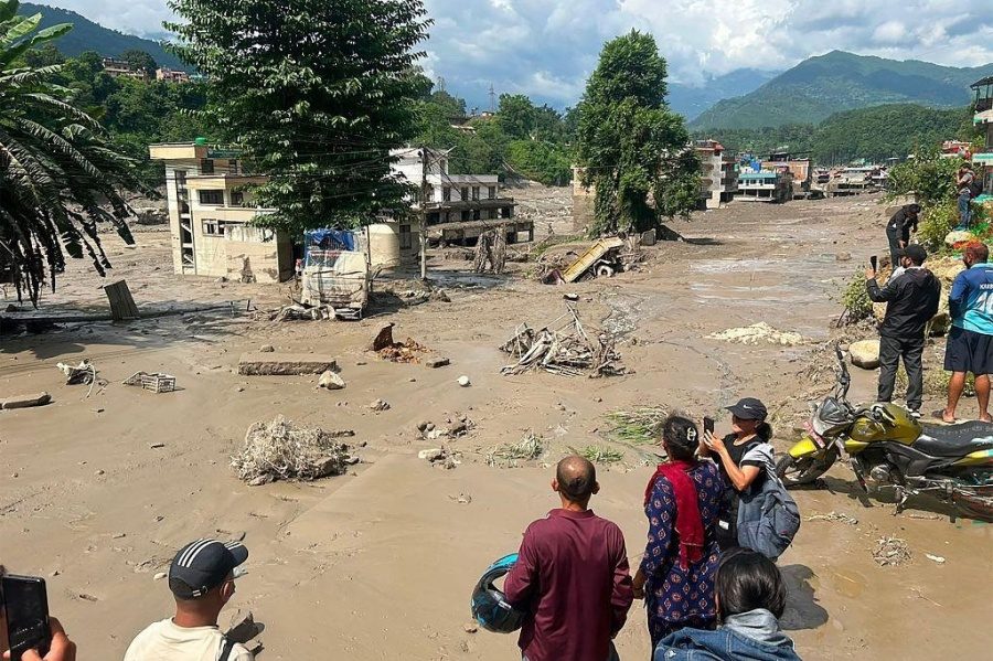 Nepal: los aludes dejan 270 muertos y 1.300 desaparecidos