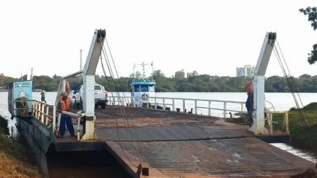 Cierran el paso a Brasil por la crecida del río Uruguay
