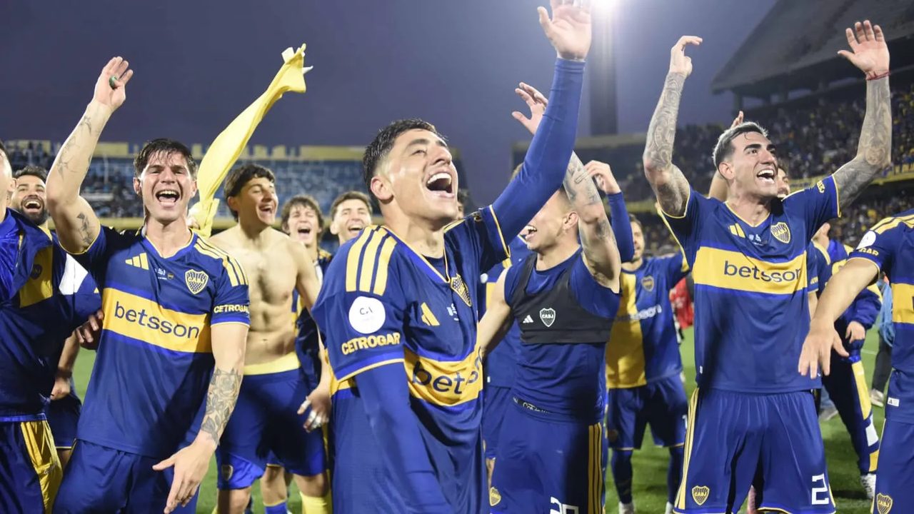 Boca goleó a Unión con Flores como figura desde el banco