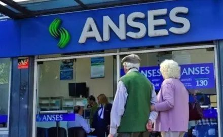 Jubilaciones suben 1,89% en agosto y se mantiene el bono