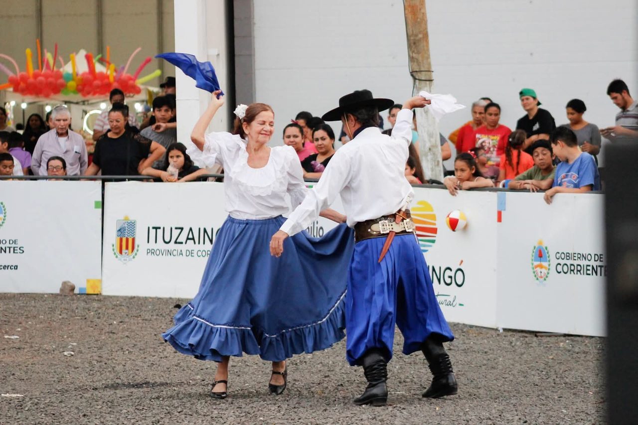 Ituzaingó celebró sus 162 años con Kuña Porã
