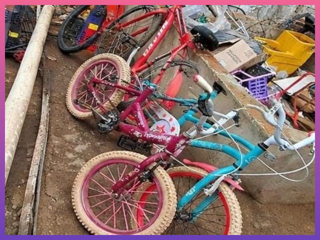 Allanamiento en Corrientes: hallan un boquete oculto y recuperan motos y bicicletas