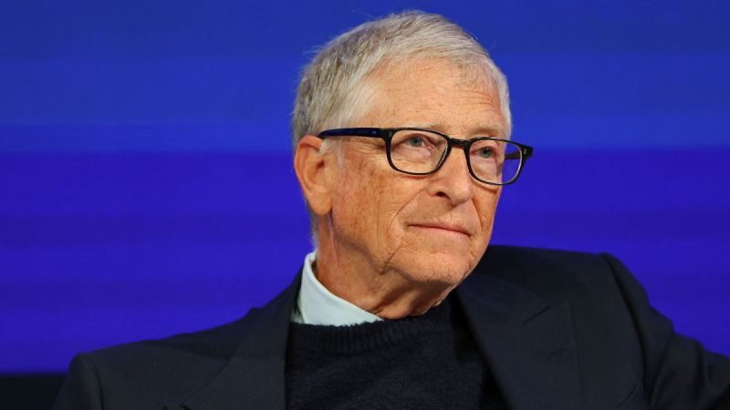 Bill Gates pide límites urgentes a la inteligencia artificial