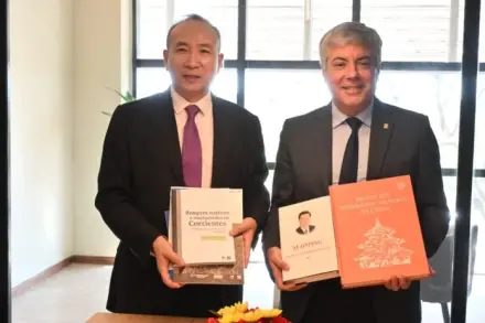 Embajador chino visitó la UNNE para ampliar la cooperación académica