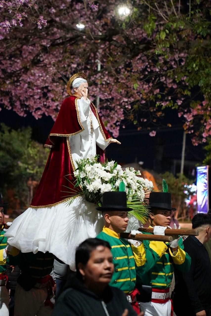 Procesión y misa homenajearon a San Pío X