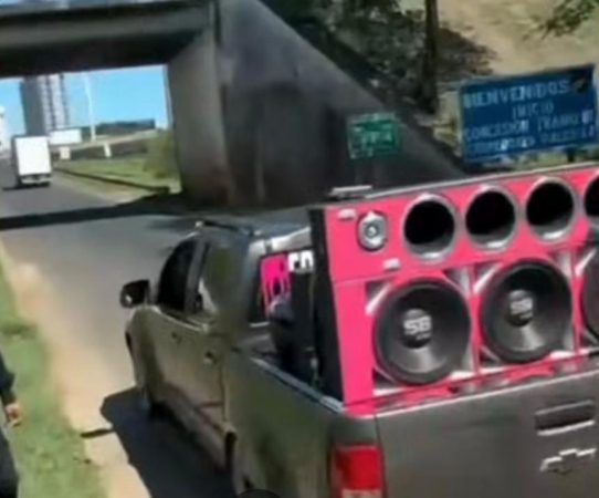 Apartan a un policía por cobrar coima en el puente Belgrano