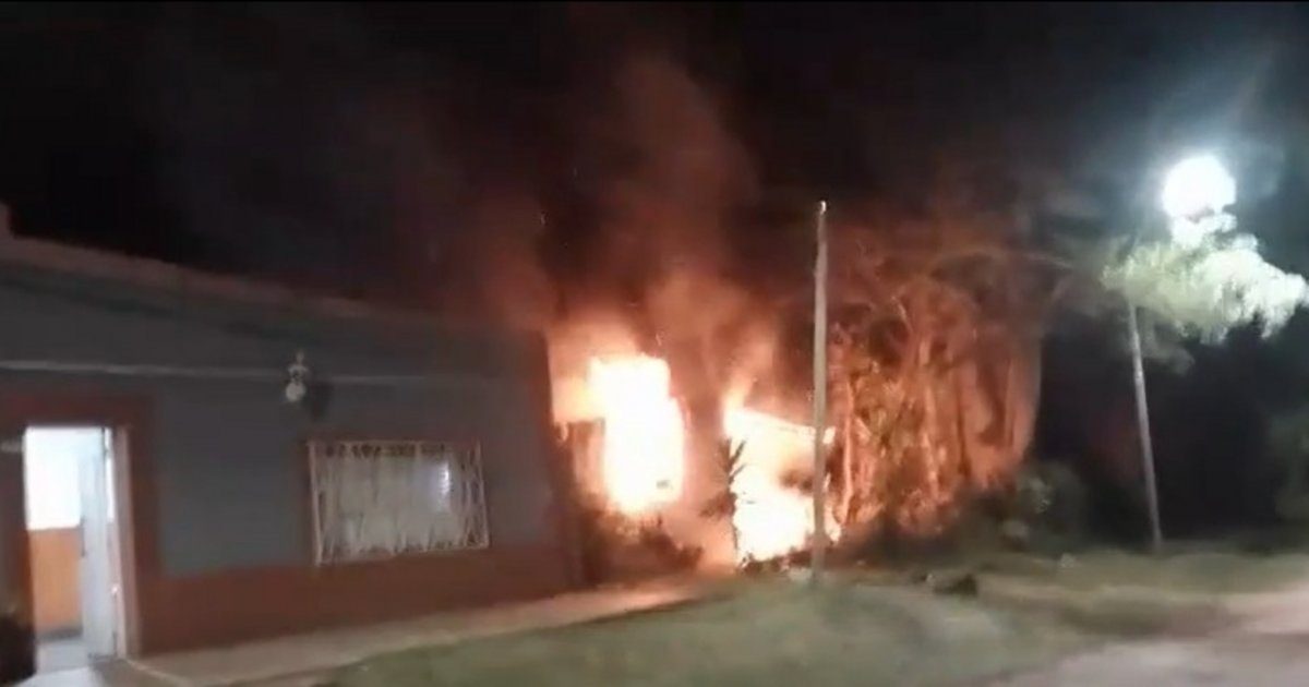 Incendio destruyó una casa en La Cruz, Corrientes