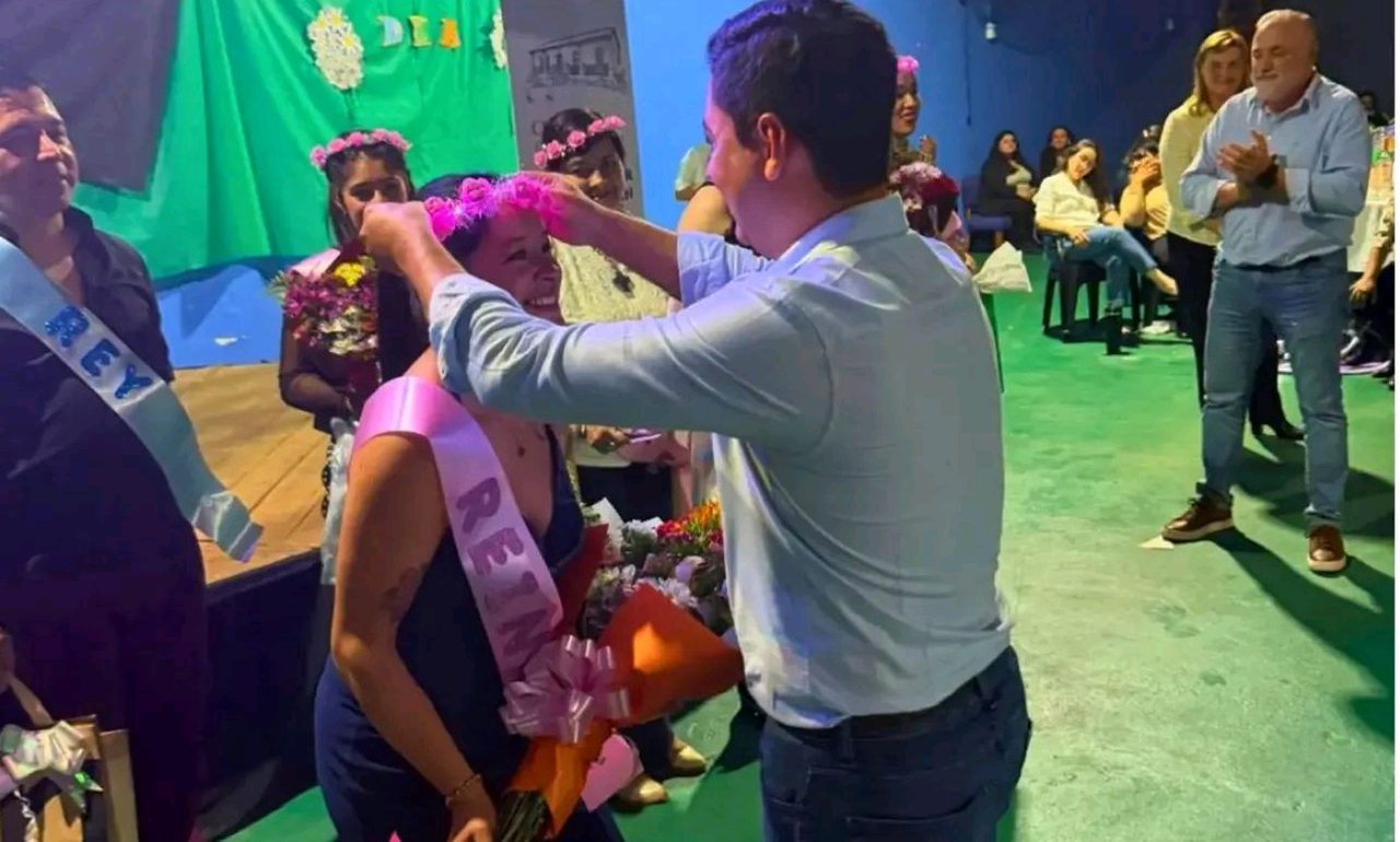 La ciudad celebró el Día del Maestro con una gala