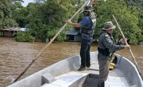 Isla Apipé: 100 evacuados y la mitad de la isla bajo el agua