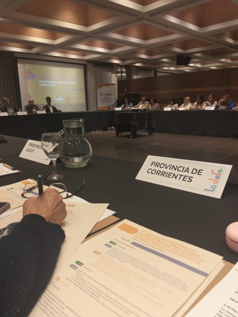 Romero participa en Buenos Aires de un encuentro sobre niñez