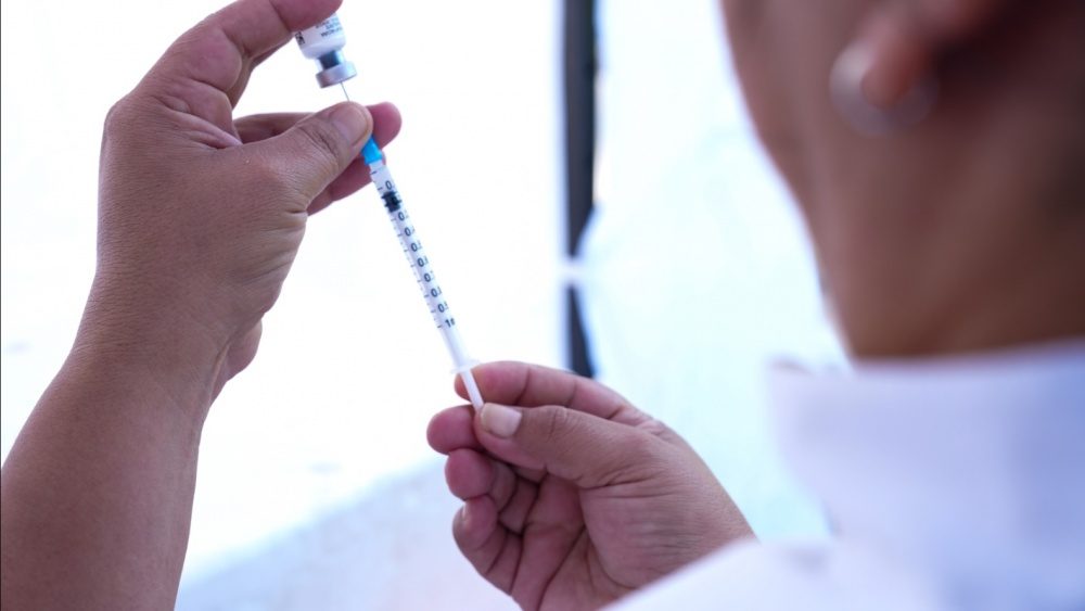 La plaza Vera suma un punto de vacunación contra el dengue