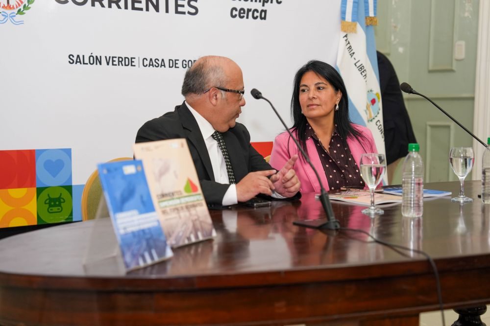 Corrientes presentó un libro de Geografía y capacitaciones docentes