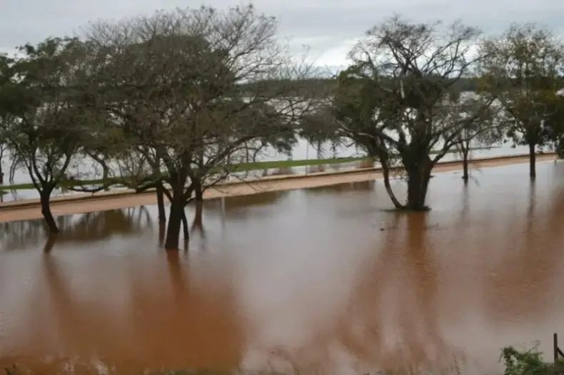 Río Uruguay en alerta: pico de más de 11 metros este fin de semana
