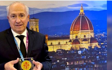 Médico argentino, premiado en Italia por técnica contra el queratocono