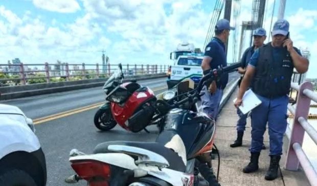 Piden barreras anti-suicidio en el puente Corrientes-Chaco