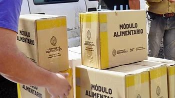 Refuerzan la asistencia a familias afectadas por la crecida del Paraná en Itatí y Paso de la Patria