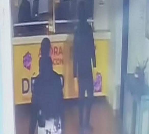 Robaron una agencia de pagos frente a la policía en Santo Tomé