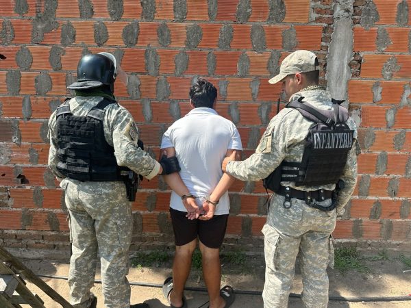 Tres detenidos por el asesinato en el barrio Pirayuí