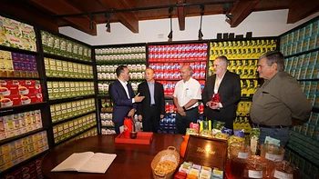Corrientes evalúa viajar a París y China por inversiones