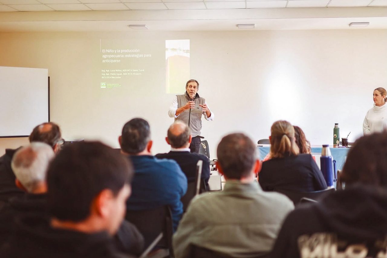 Charla sobre El Niño y su impacto en la producción