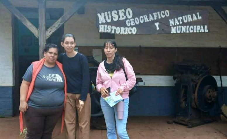 Alumnas de Taragüí Koe visitaron el Museo Virasoro