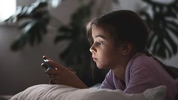 La mitad de los chicos de 8 años en Corrientes ya tiene celular