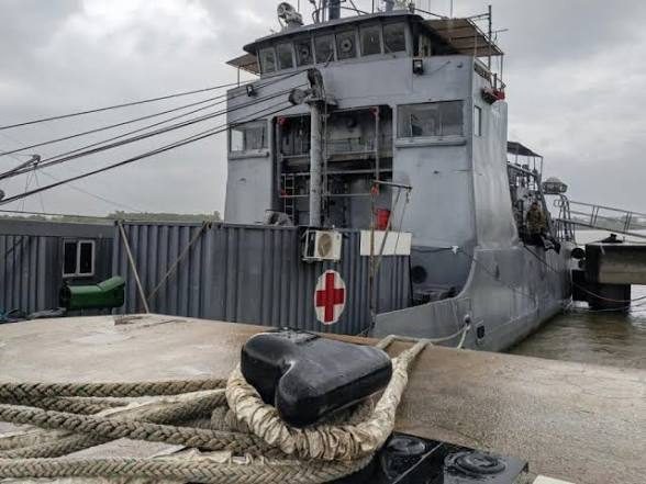 La Armada llega a Corrientes para asistir a los inundados