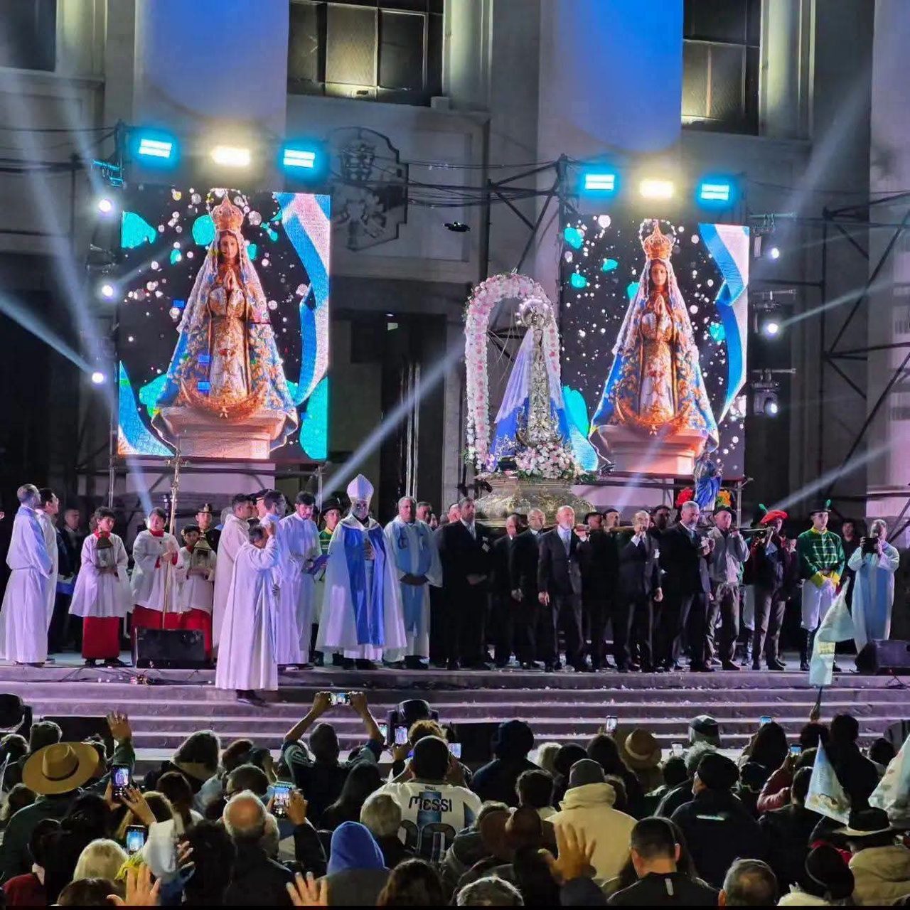 Multitud celebró a la Virgen de Itatí en su aniversario 126