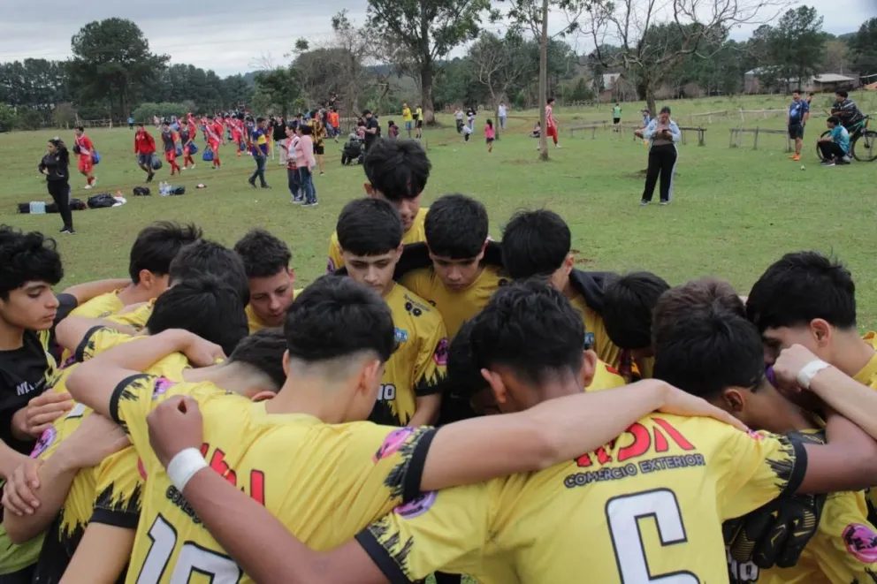 Copa Centenario en Virasoro, con crisis de alojamiento e inundaciones