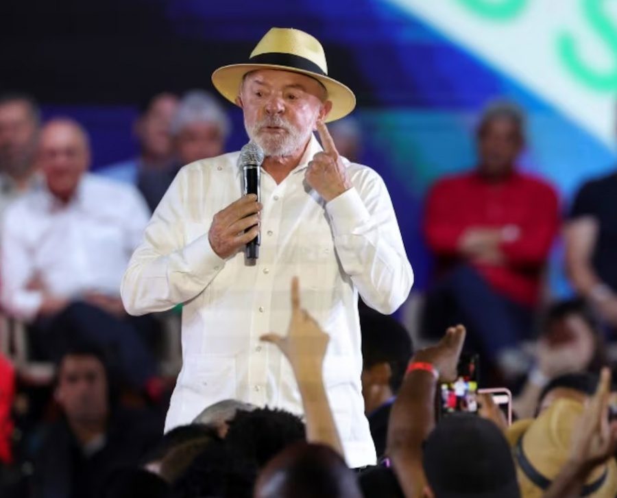 Lula lanza su candidatura y desafía a la ultraderecha