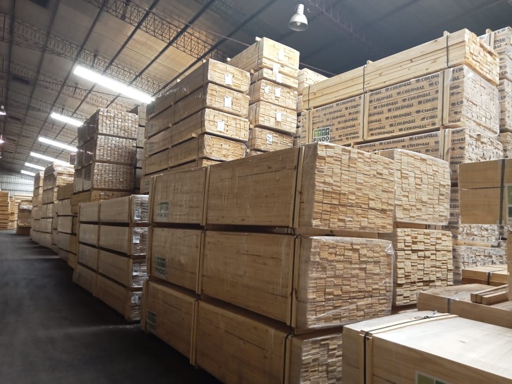 Exportan más madera aserrada, pero la crisis del NEA persiste