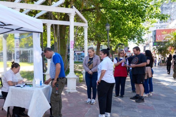 Corrientes refuerza la vacunación contra el dengue en la capital