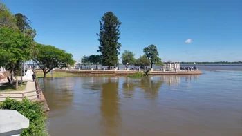 El Paraná llegó a los 7 metros y ya hay 646 evacuados en Corrientes
