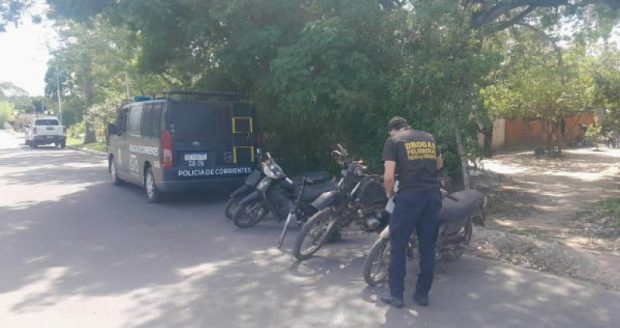 Allanamiento por narcomenudeo terminó con cinco motos adulteradas