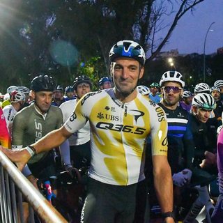 Scaloni participó del Gran Fondo Buenos Aires en bicicleta