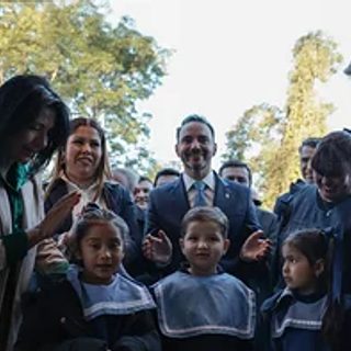 Parada Pucheta celebró 85 años con un jardín nuevo