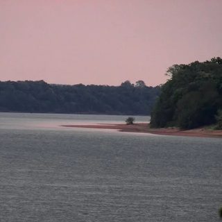El río Uruguay crece en Corrientes y podría llegar a la alerta el domingo