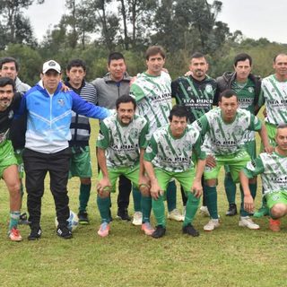 Santo Tomé reúne a 15 equipos por el título de Veteranos +45